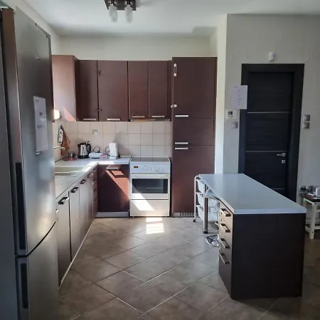 Holiday home Maisonette Zhana