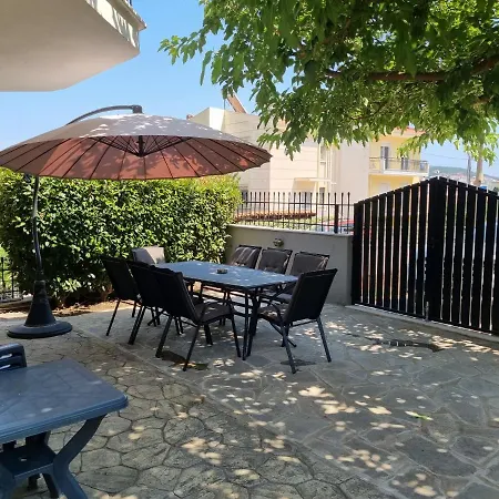 Maisonette Zhana *